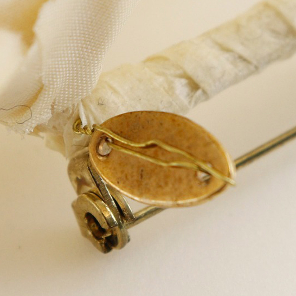 Pre-Loved Chanel Wool Camellia Brooch - Picture 4 of 9